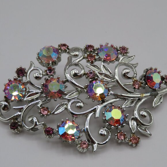 Coro Pegasus Vintage AB Rhinestones Silver Tone Floral Brooch - Picture 3 of 8